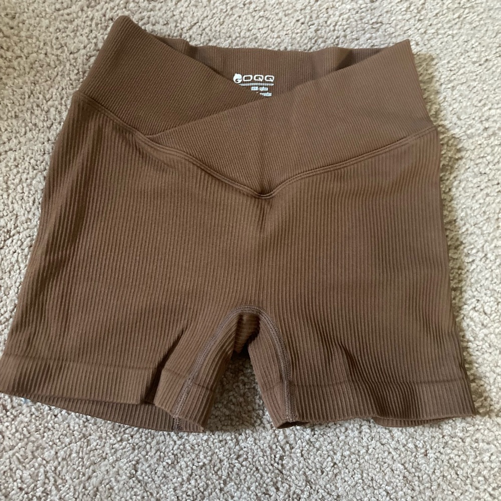 Brown Ribbed Women's Bike Shorts